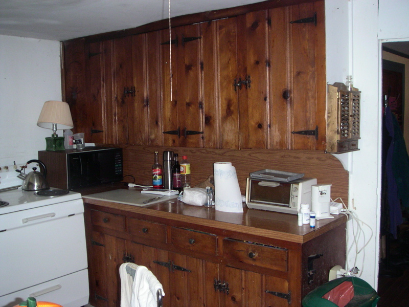 lots of cabinets